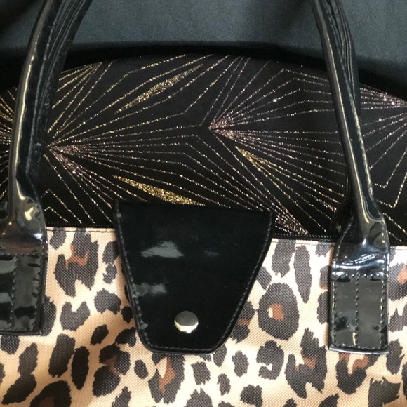 Purse - Picture 2 of 5